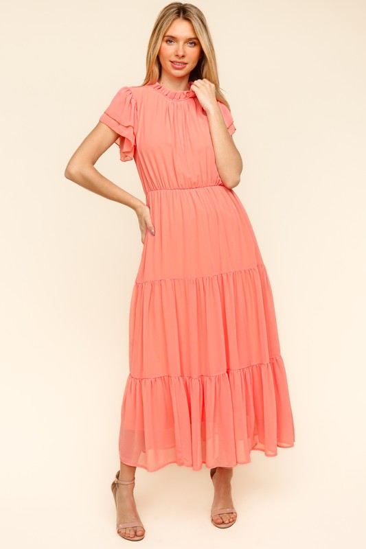 Well Tailored Dress with a Graceful Silhouette