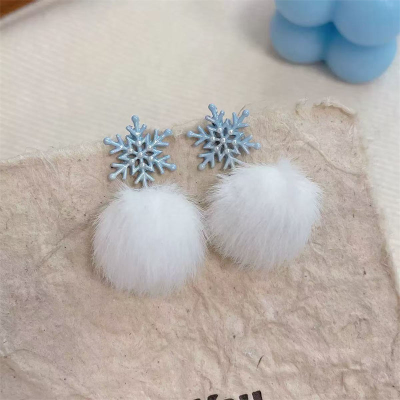 Charming Earring for Any Occasion
