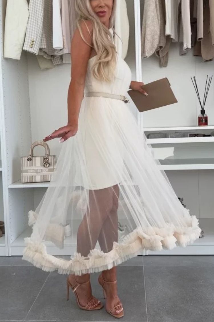 Gracefully Styled Dress for Any Occasion