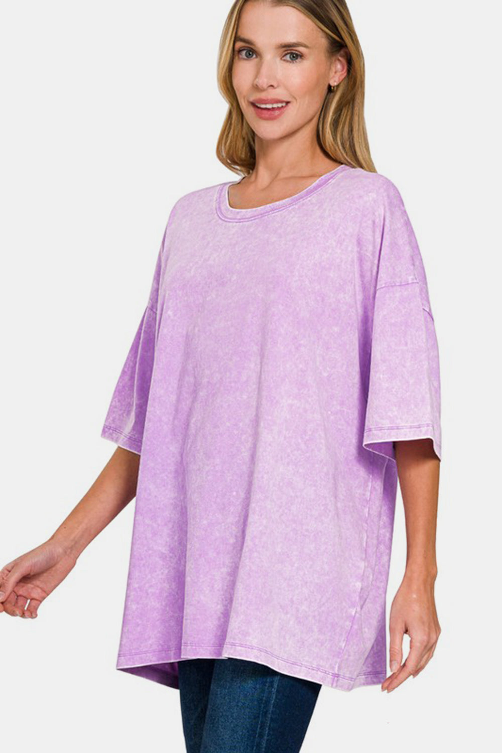 Effortlessly Elegant T-Shirt with a Timeless Design