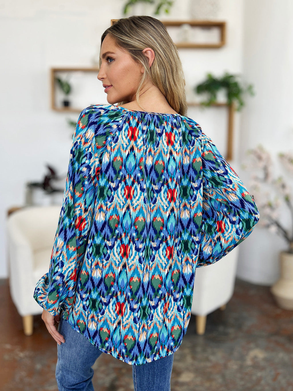 Polished Blouse with an Effortless Classic Look