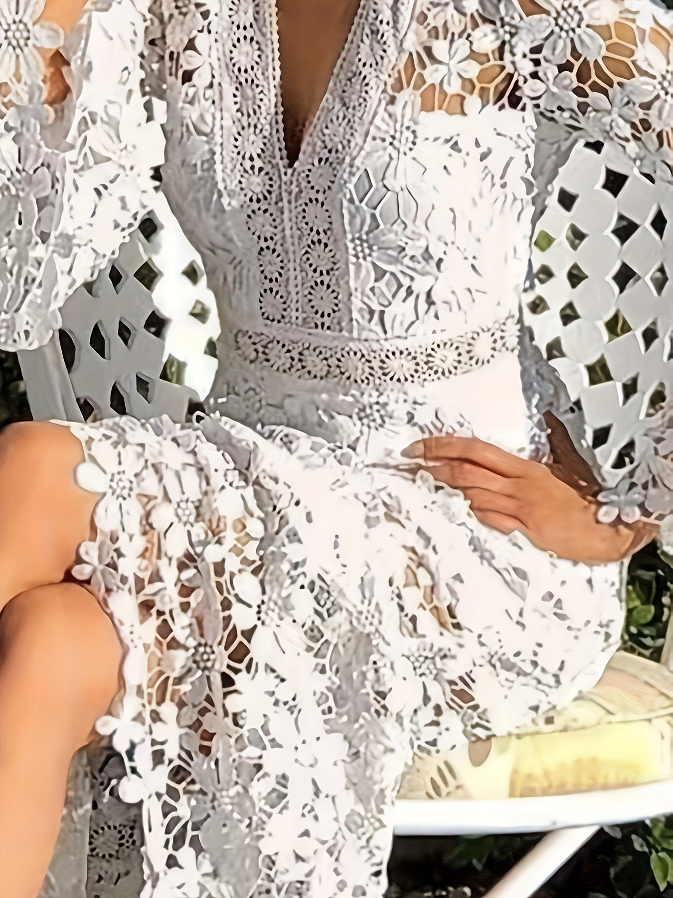 Beautifully Finished Dress in a Timeless Design
