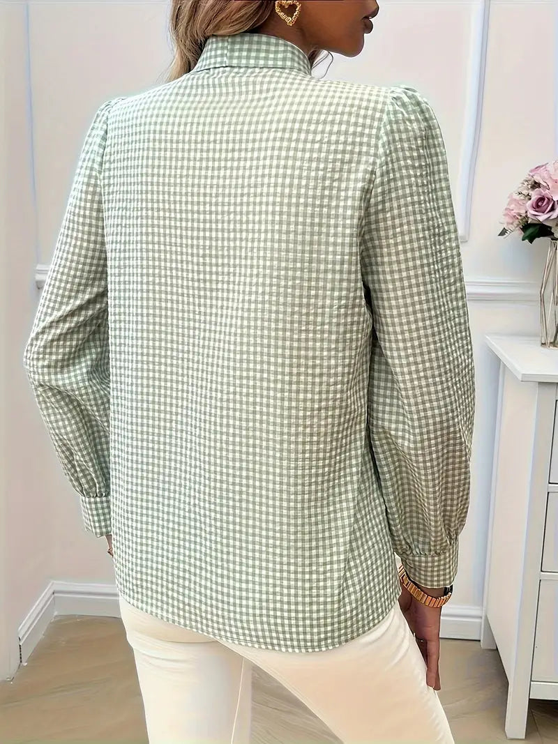 Sophisticated Blouse with a Clean Classic Look