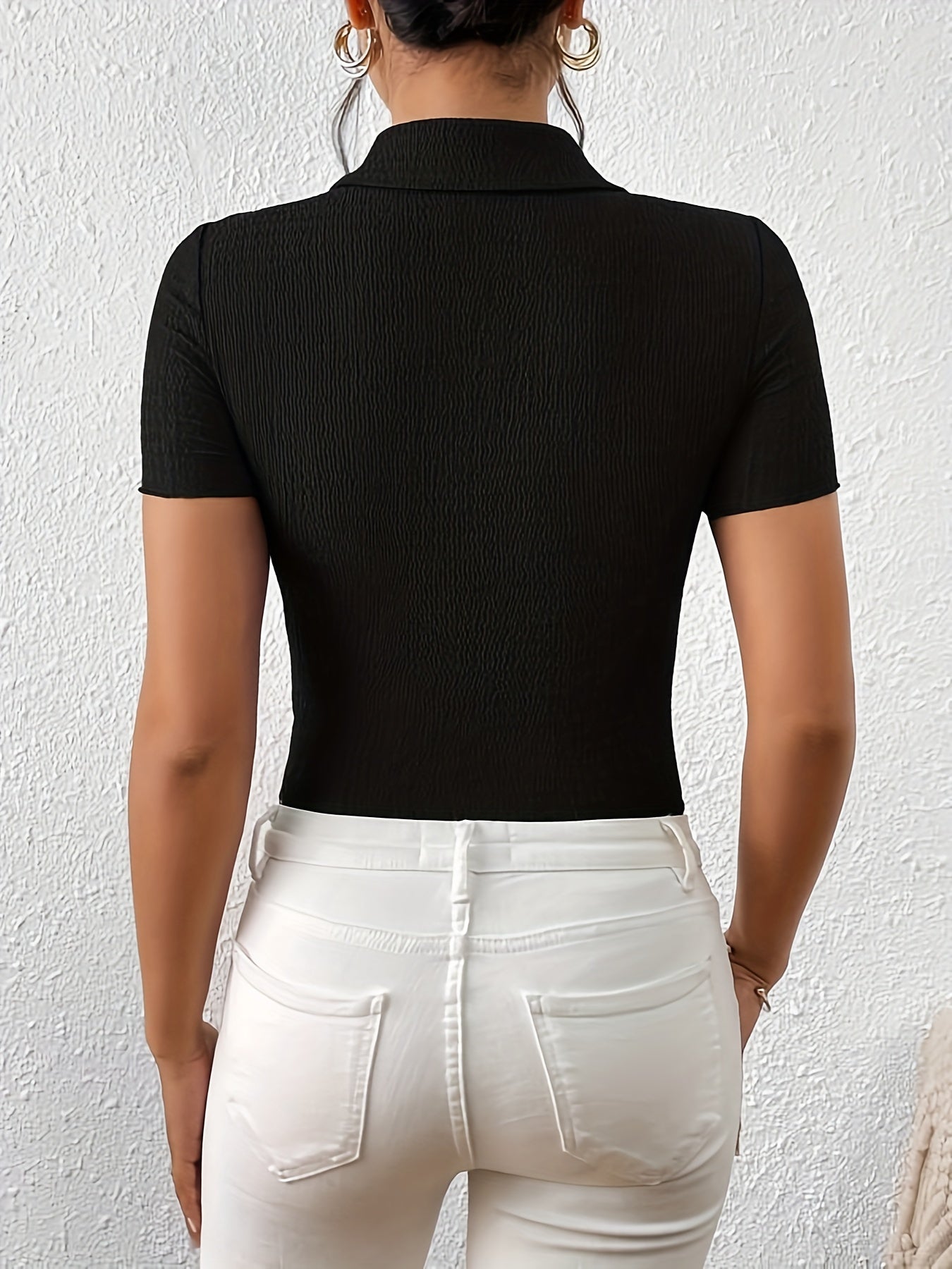 Elegantly Styled Blouse for Everyday Wear