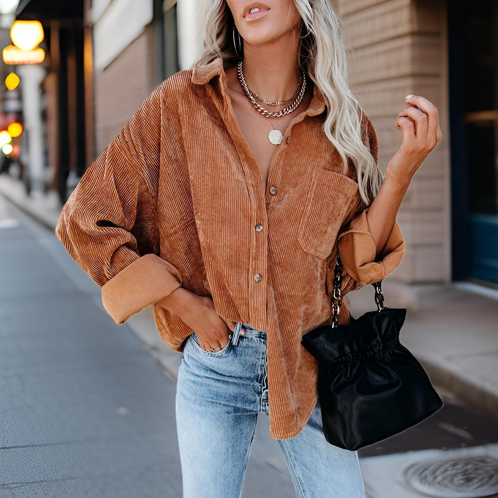 Sophisticated Blouse with a Clean Classic Look