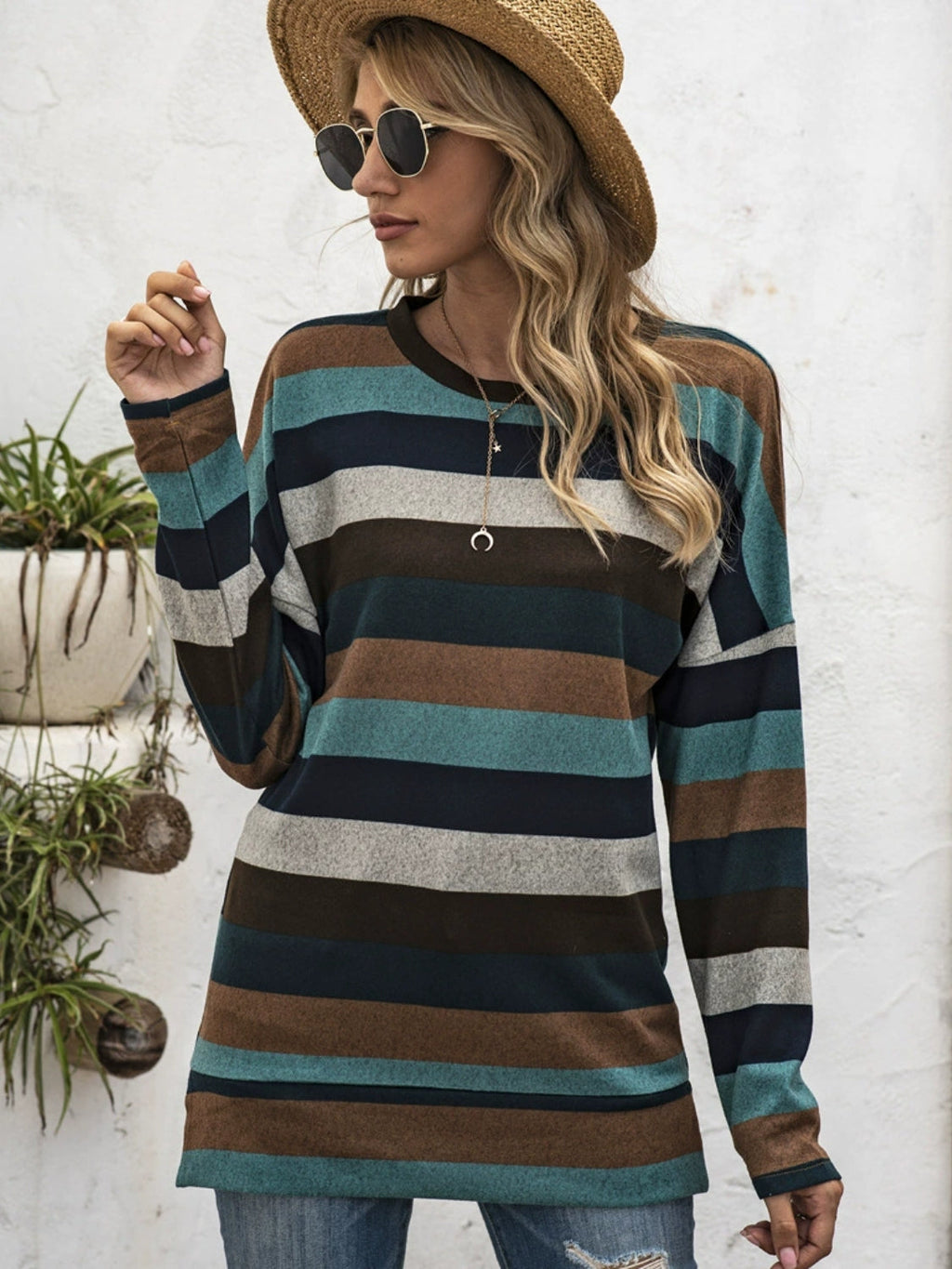Effortlessly Elegant T-Shirt with a Timeless Design