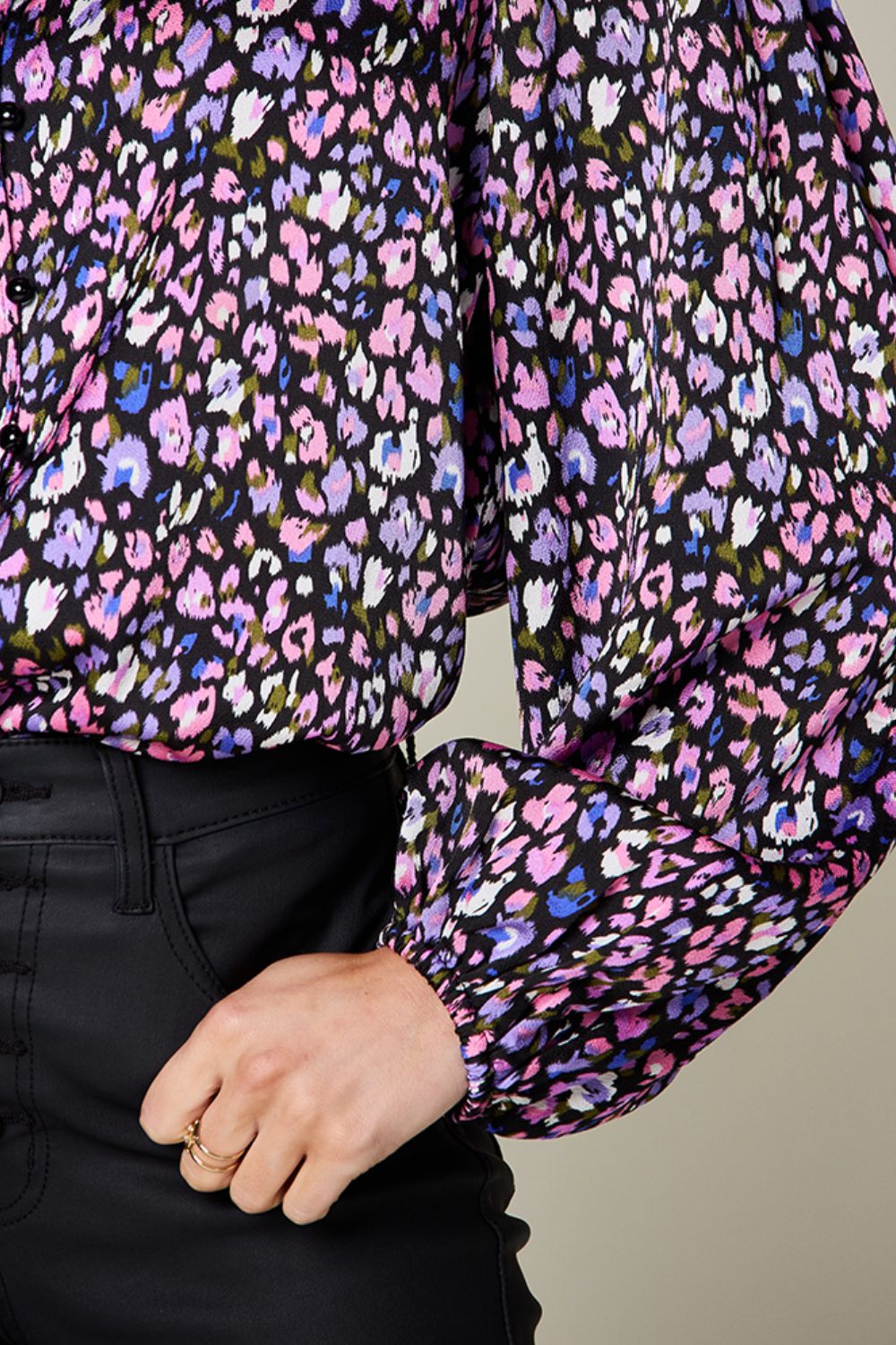 Beautifully Finished Shirt in a Timeless Design