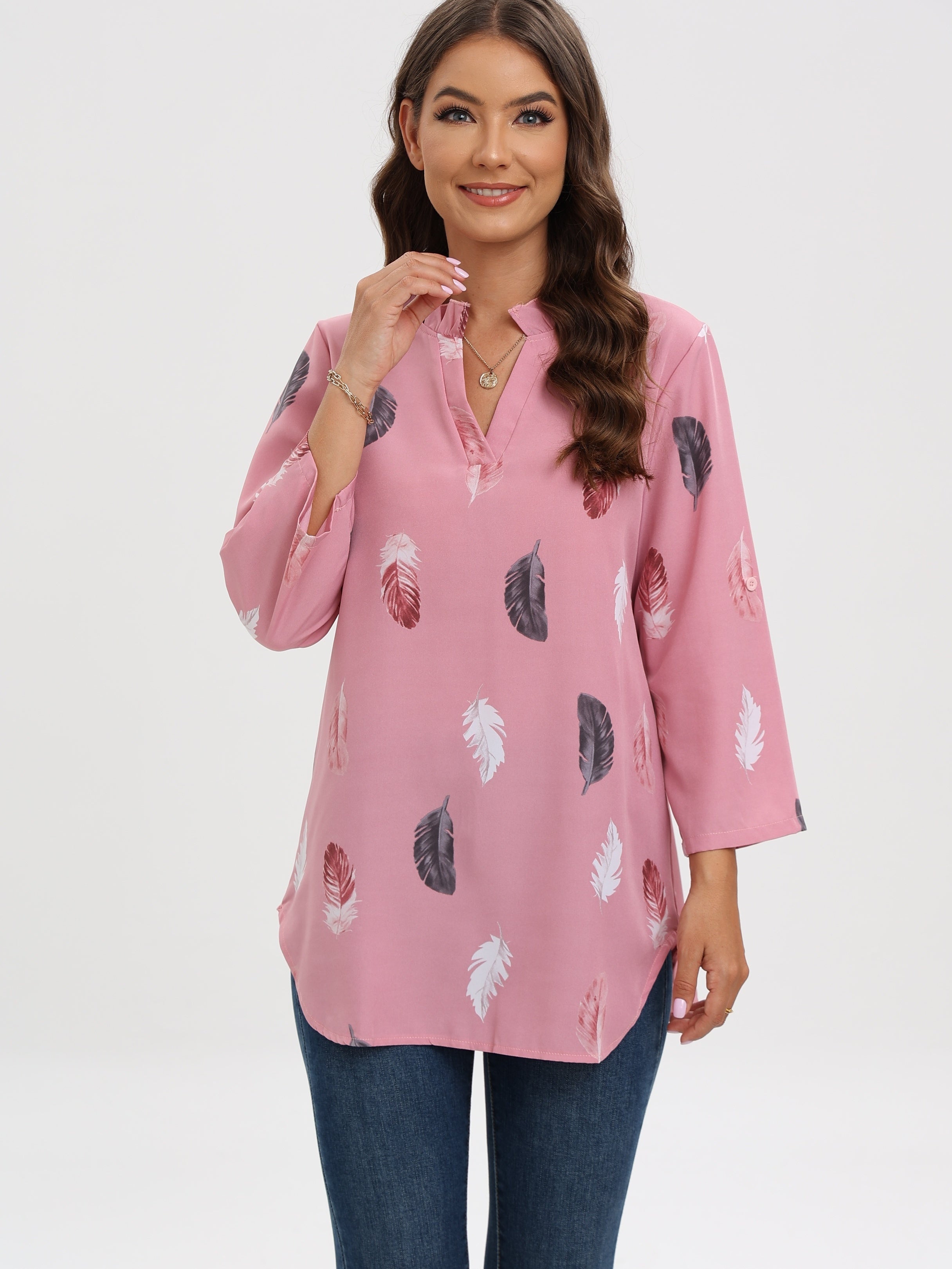 Well Tailored Blouse with a Graceful Silhouette