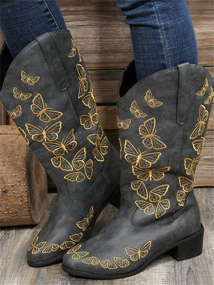 Graceful Orthopedic Boots for Modern Look