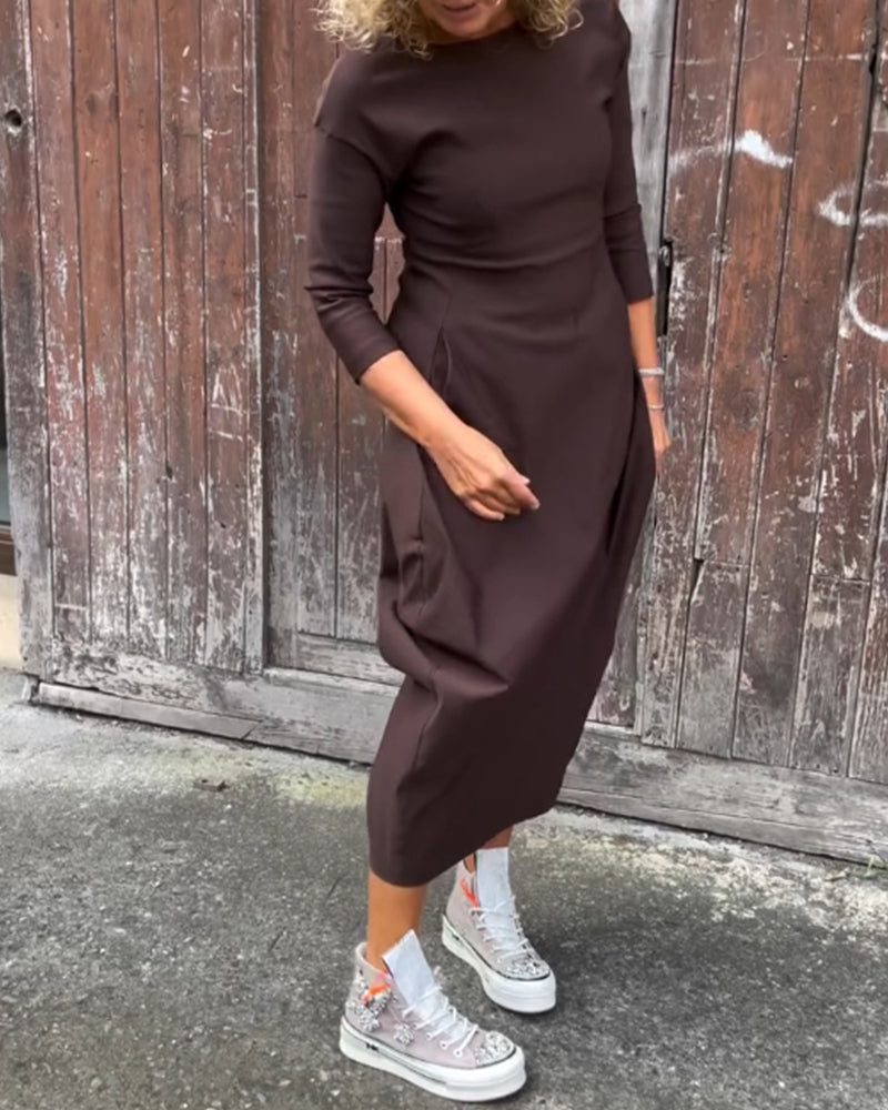 A Vintage Style Dress with Delicate Timeless Details