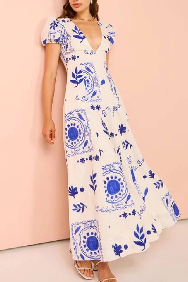 Classic Vintage & Enduringly Stylish Dress