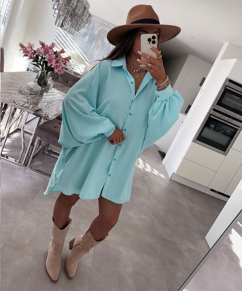 Polished Blouse with an Effortless Classic Look
