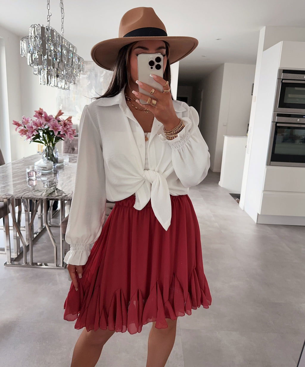 Elegantly Styled Blouse for Everyday Wear