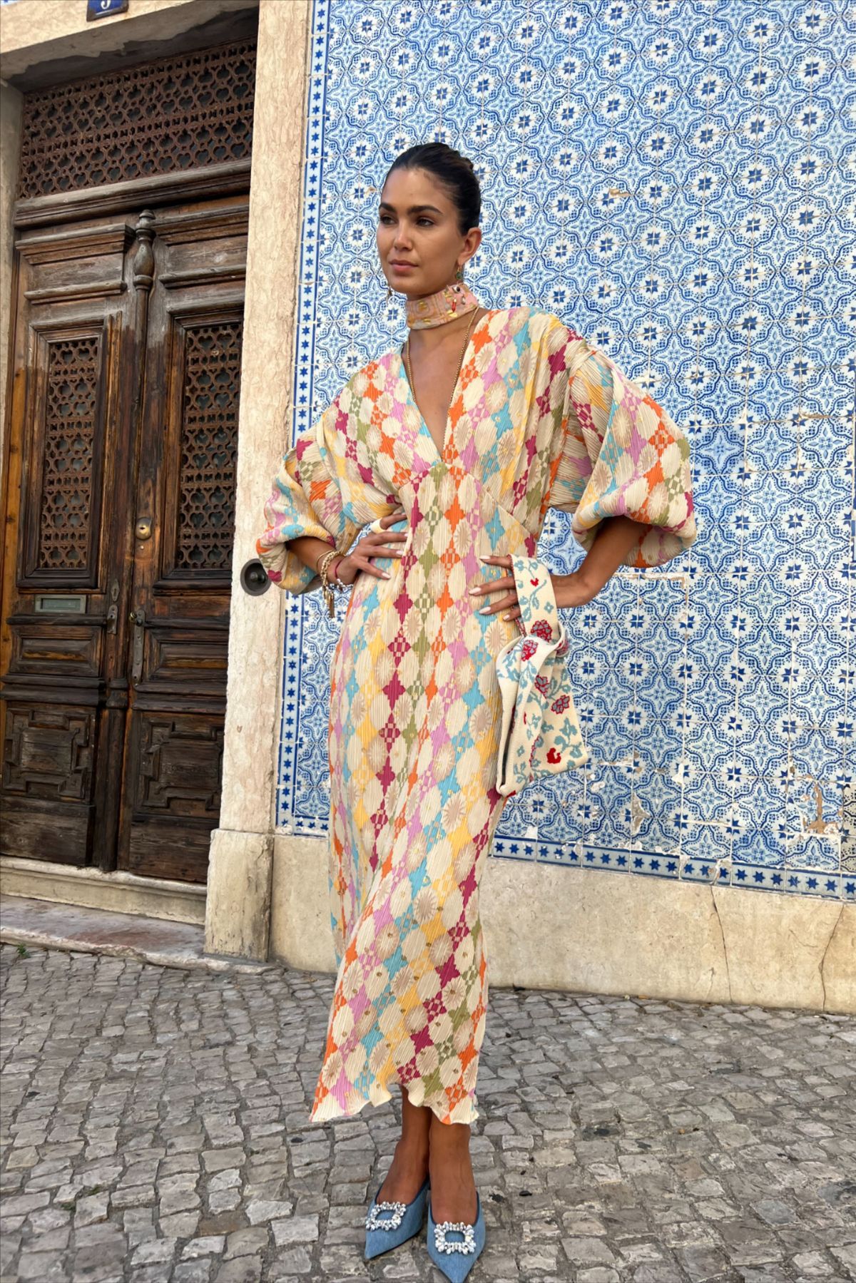 Beautifully Finished Dress in a Timeless Design