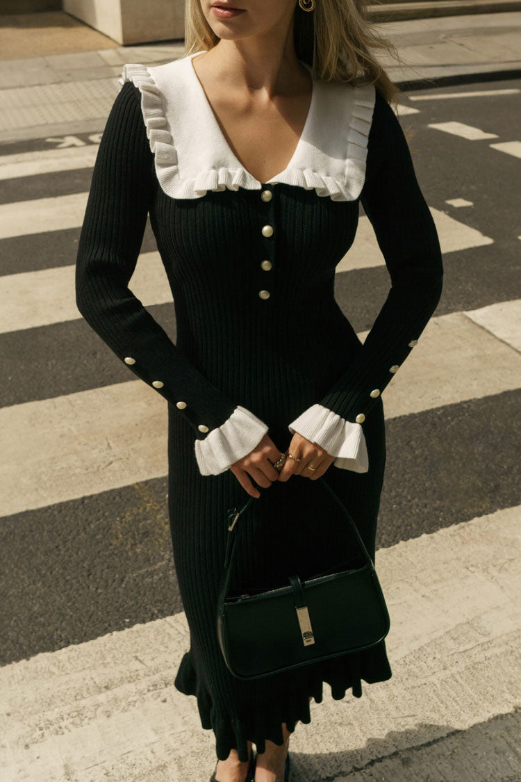 Well Tailored Dress with a Graceful Silhouette