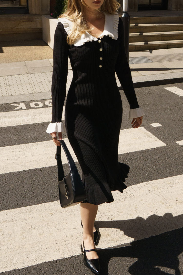 Well Tailored Dress with a Graceful Silhouette