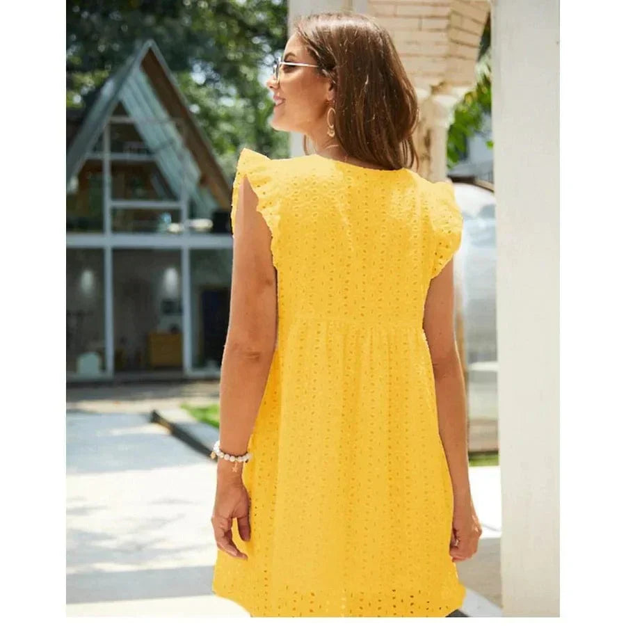 Well Tailored Dress with a Graceful Silhouette