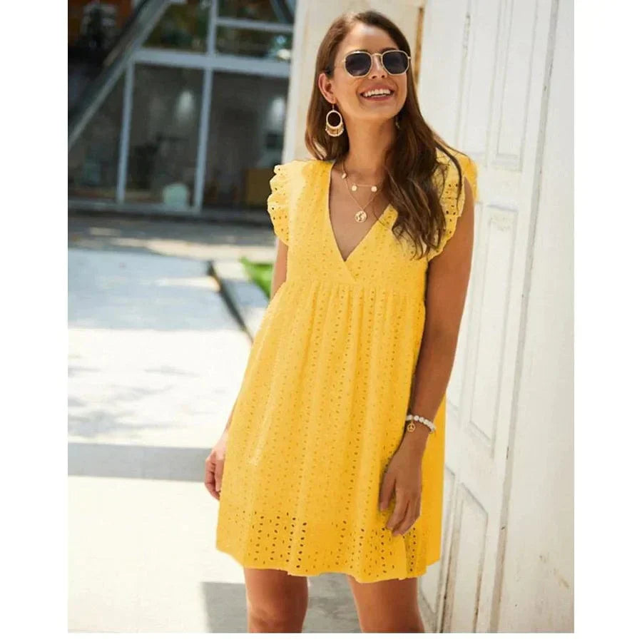 Well Tailored Dress with a Graceful Silhouette