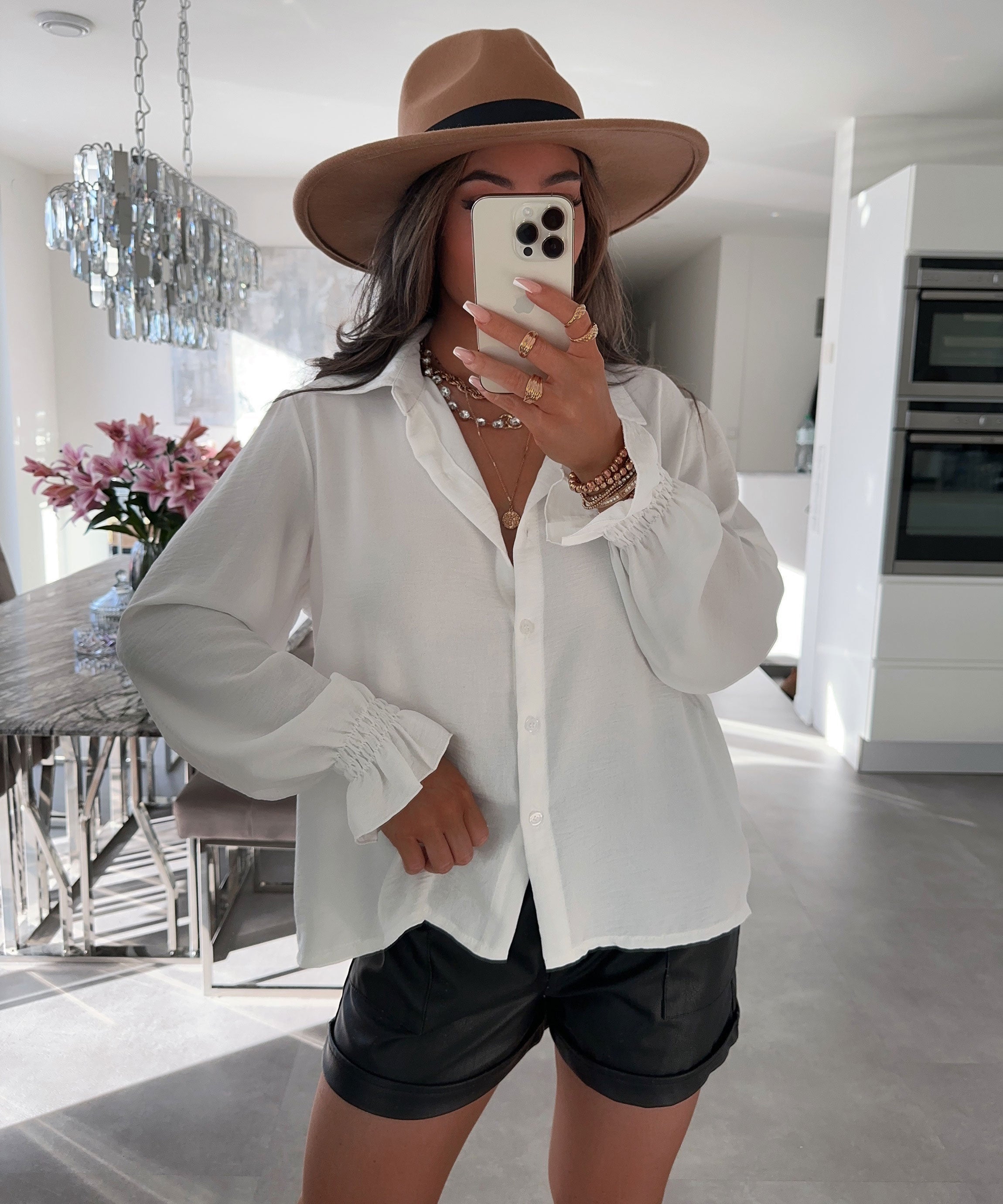 Elegantly Styled Blouse for Everyday Wear