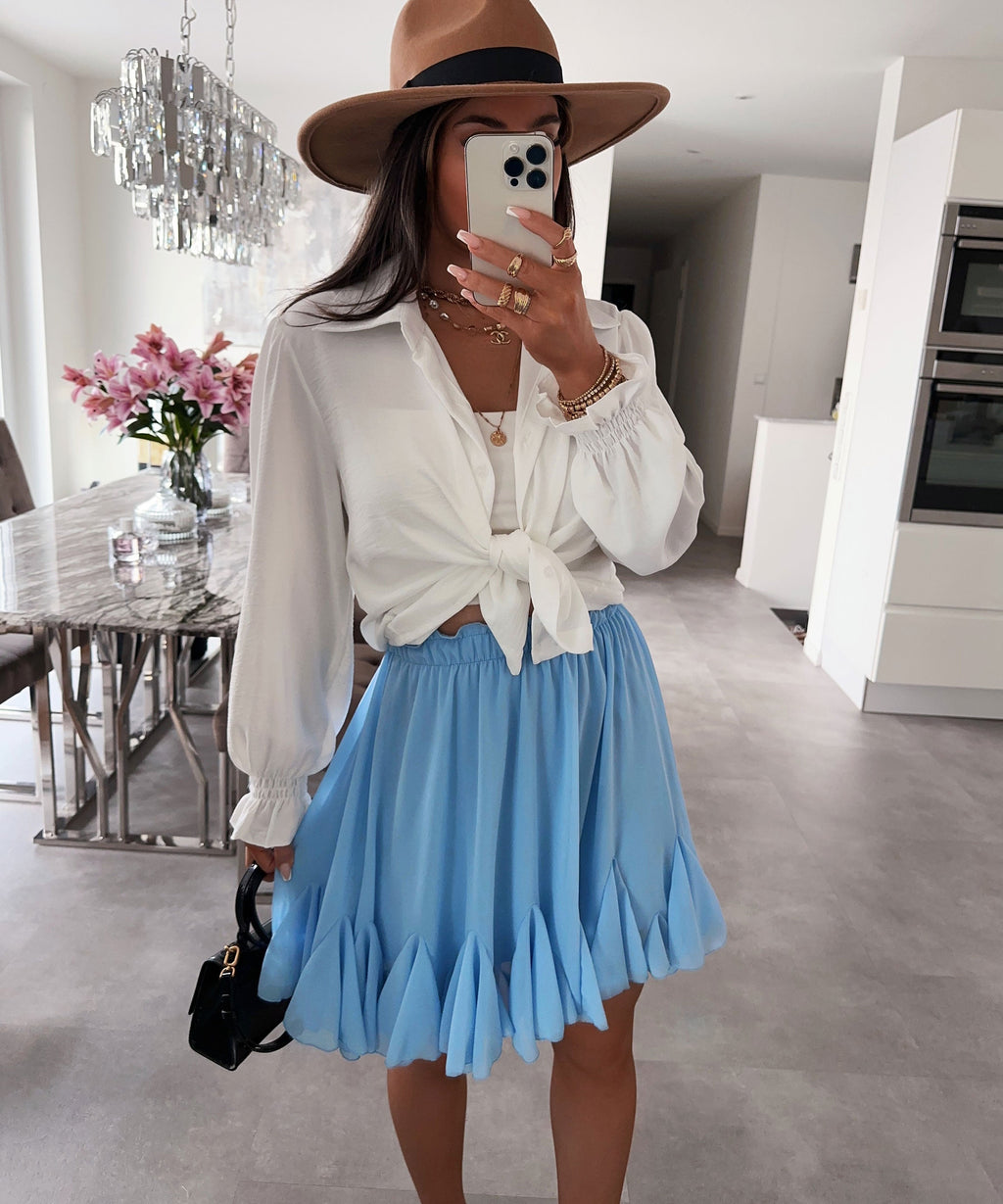Elegantly Styled Blouse for Everyday Wear