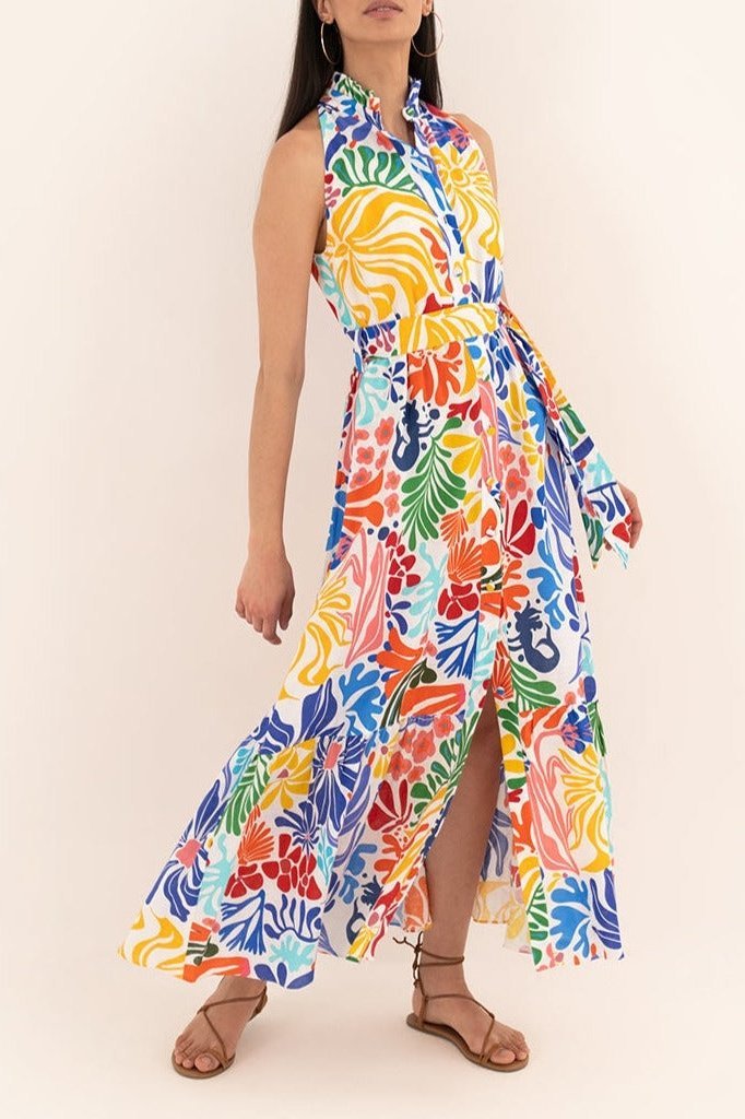 Gracefully Styled Dress for Any Occasion
