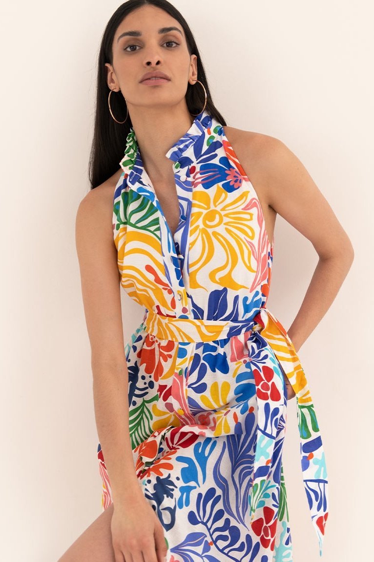 Gracefully Styled Dress for Any Occasion
