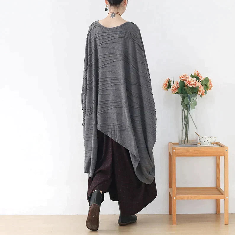 Beautifully Crafted Blouse in a Classic Style