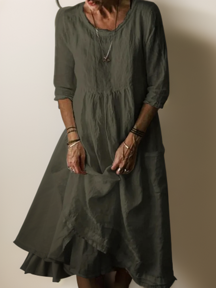 Sophisticated Dress with a Clean Classic Look