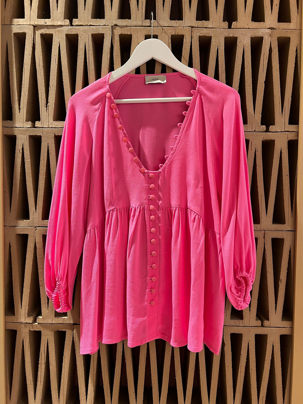 Elegantly Styled Blouse for Everyday Wear