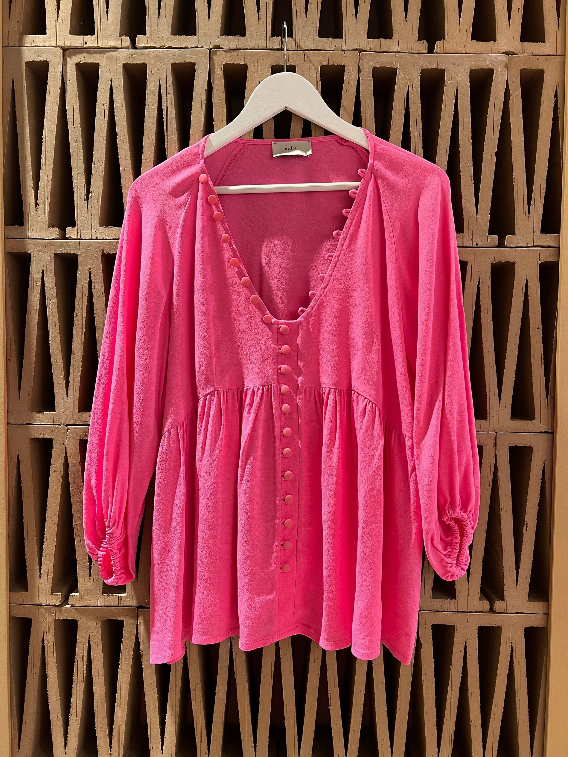 Elegantly Styled Blouse for Everyday Wear