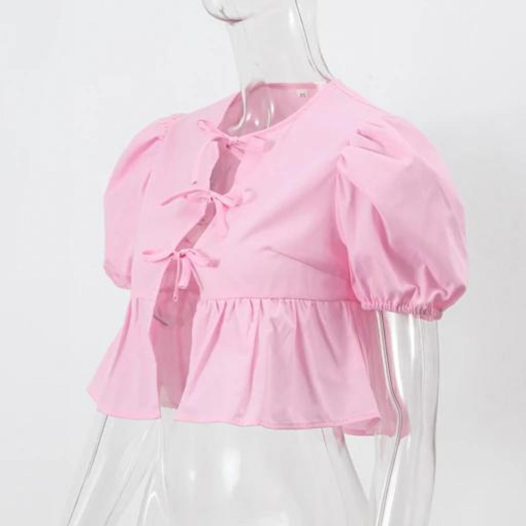 Sophisticated Blouse with a Clean Classic Look