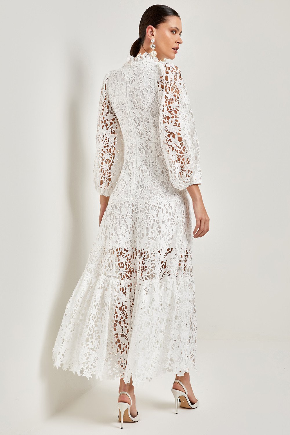 Beautifully Crafted Dress in a Classic Style