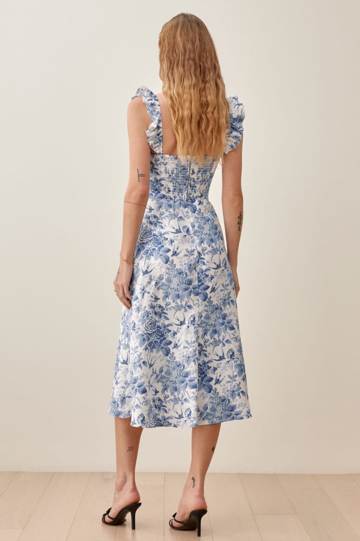 Polished Dress with an Effortless Classic Look