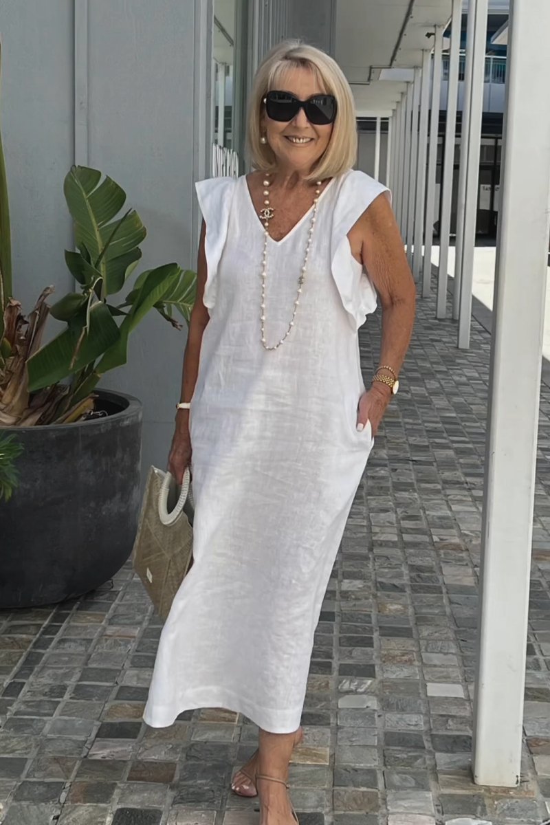 Sophisticated Dress with a Clean Classic Look