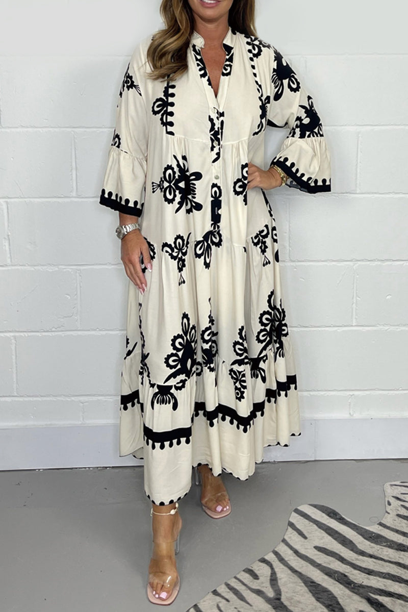 Beautifully Finished Dress in a Timeless Design