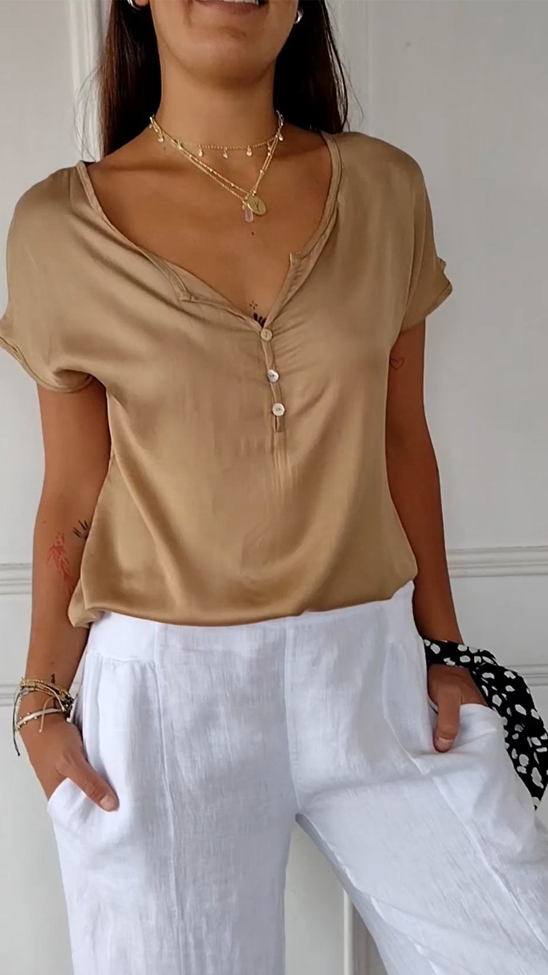 Elegantly Styled T-Shirt for Everyday Wear