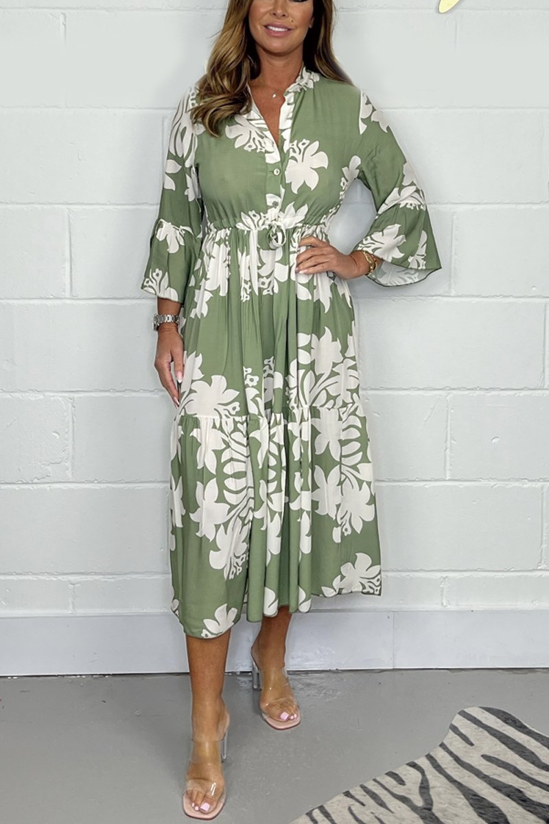 Sophisticated Dress with a Clean Classic Look