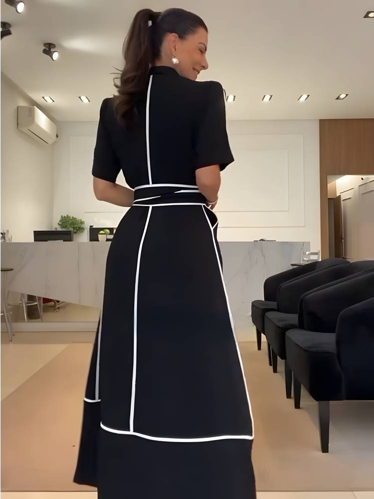 Beautifully Finished Dress in a Timeless Design