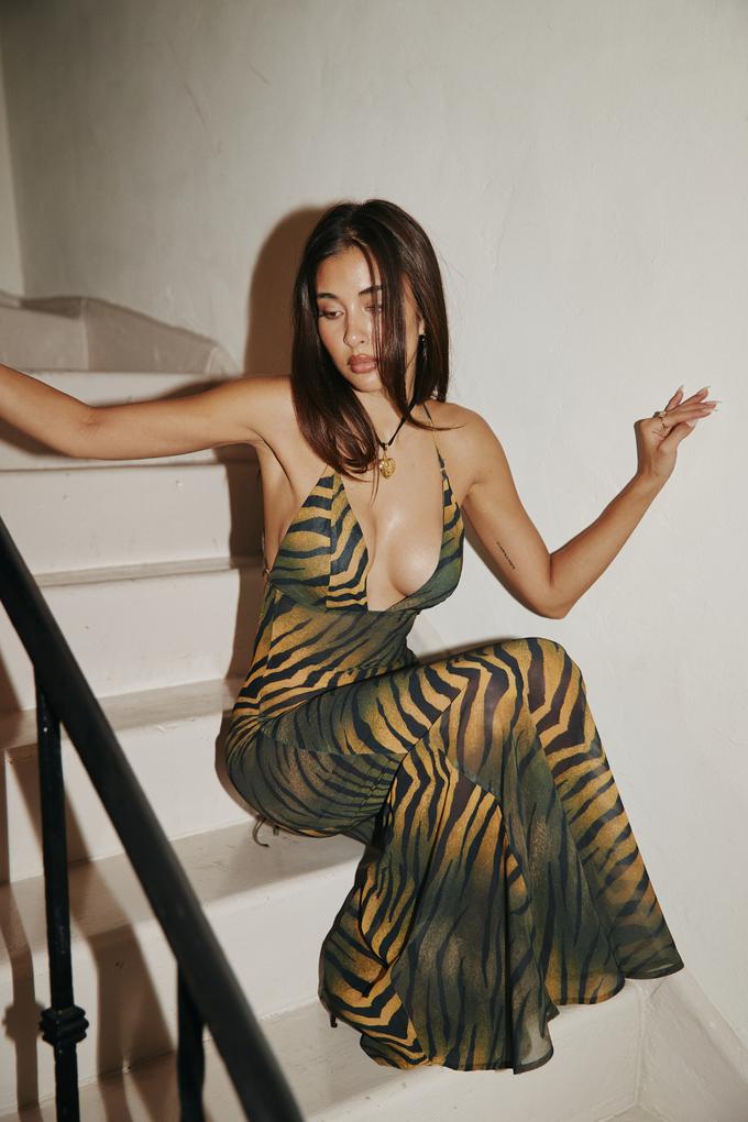 Polished Dress with an Effortless Classic Look