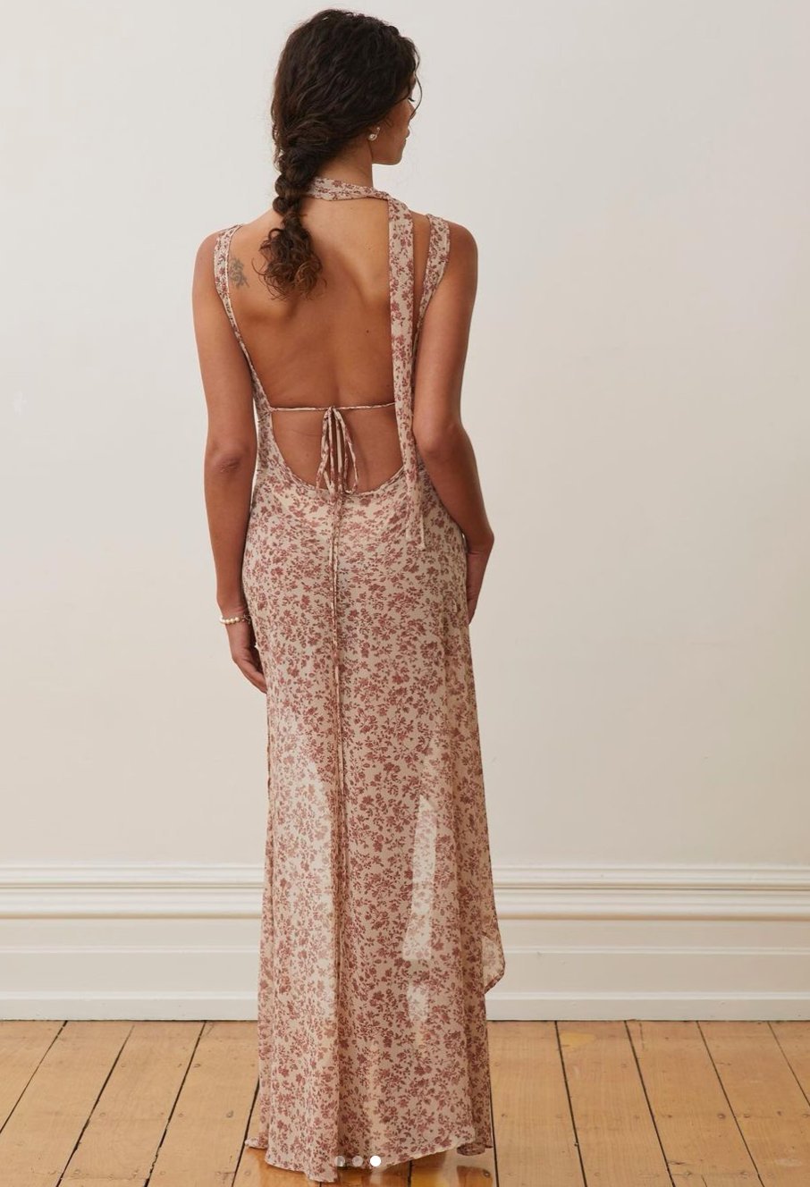 Classic Vintage & Enduringly Stylish Dress