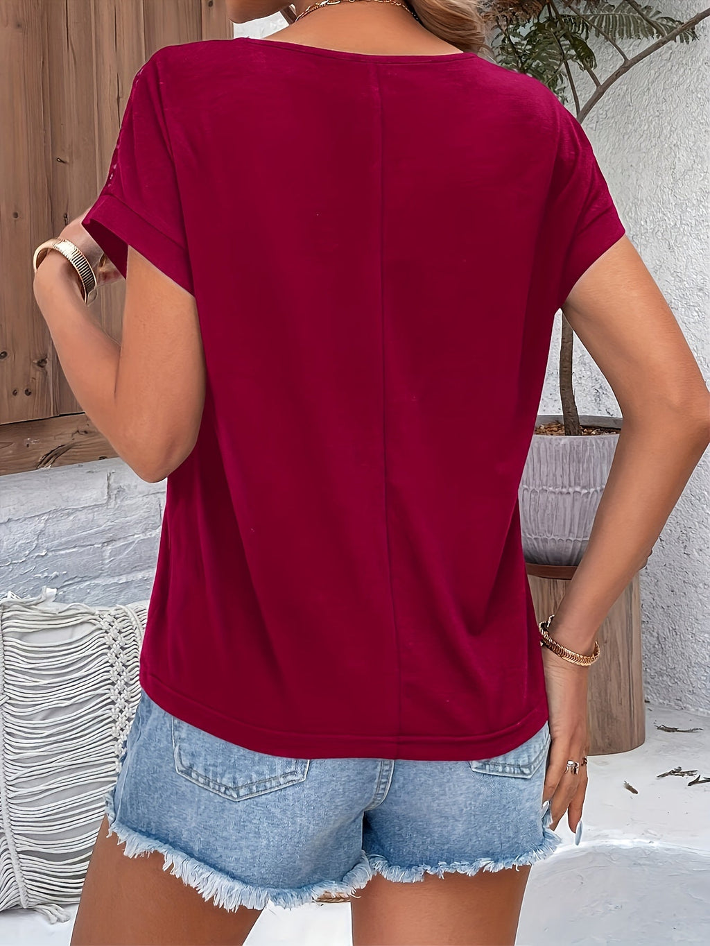 Polished T-Shirt with an Effortless Classic Look