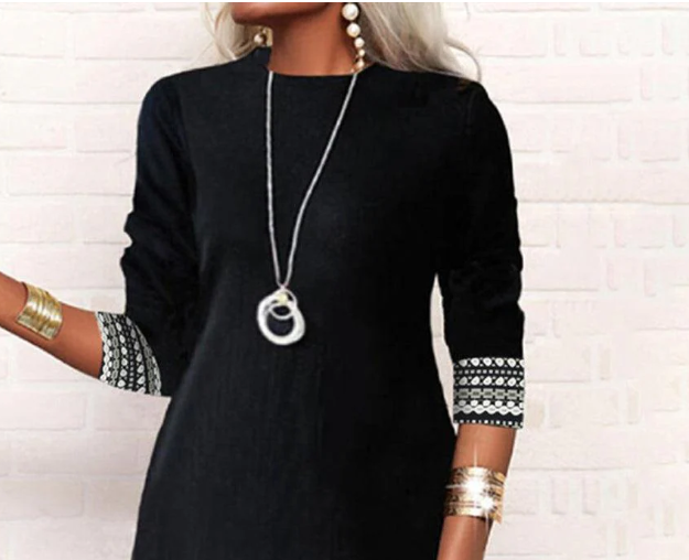 Classic Vintage Dress with a Flattering Fit