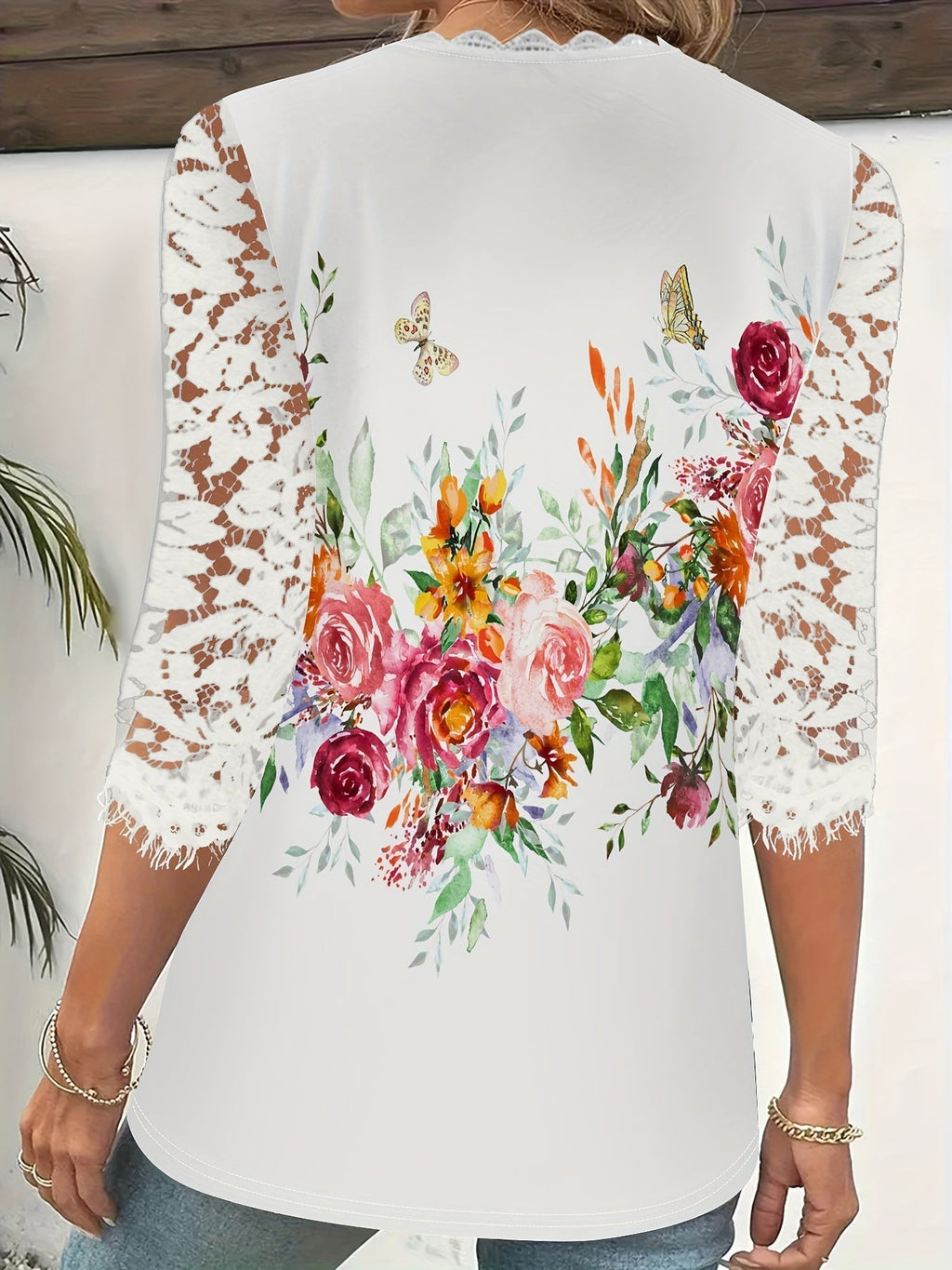 Beautifully Finished T-Shirt in a Timeless Design