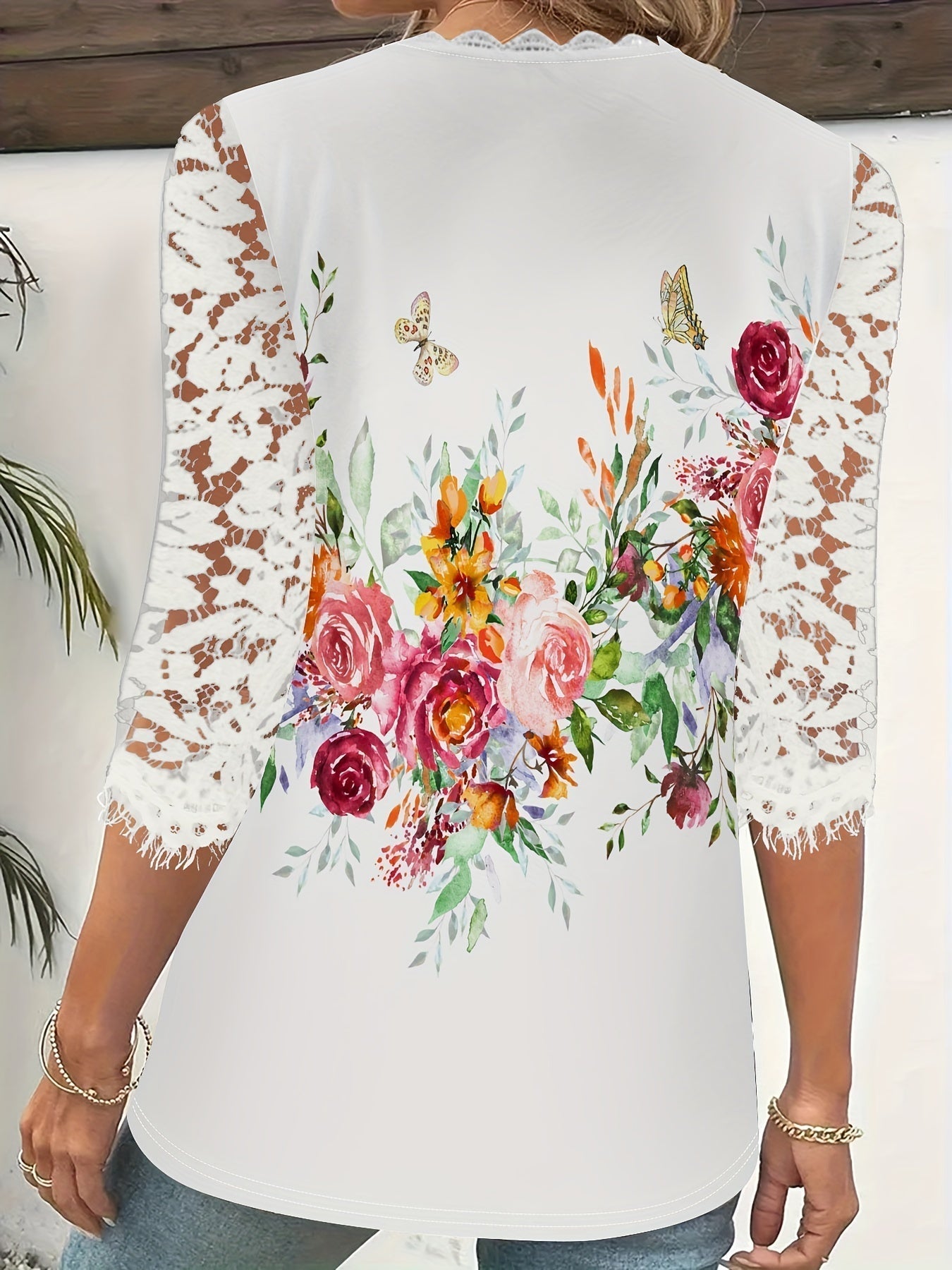Beautifully Finished T-Shirt in a Timeless Design