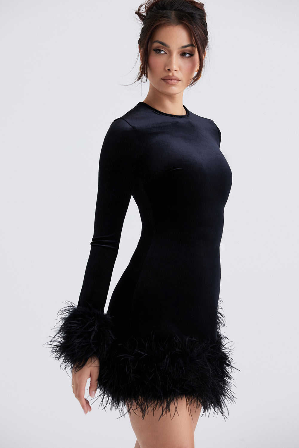 Beautifully Crafted Dress in a Classic Style