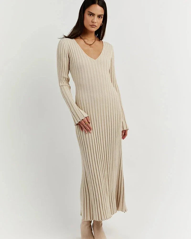 Sophisticated Dress with a Clean Classic Look