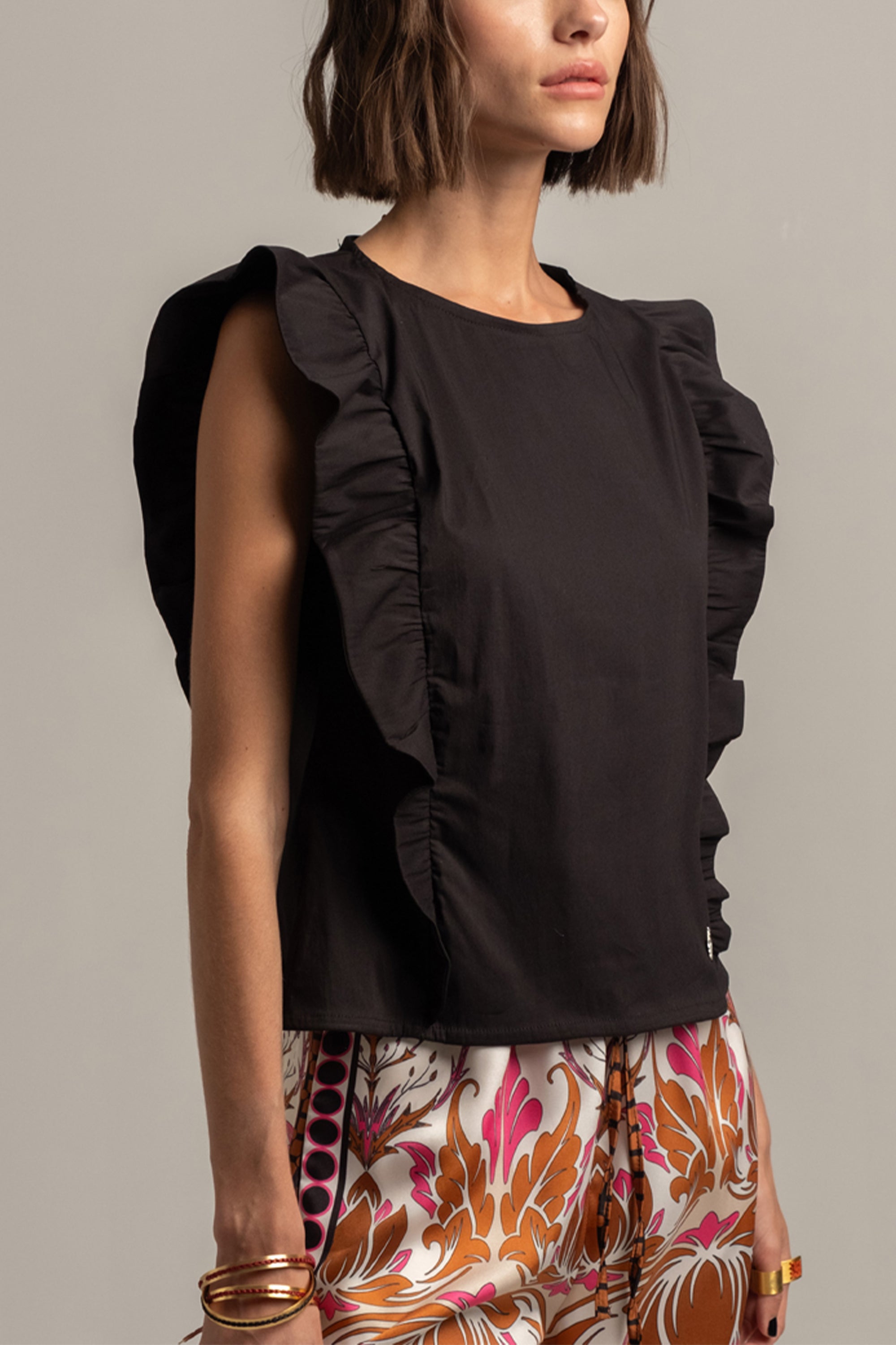 Classic Vintage & Enduringly Stylish Blouse