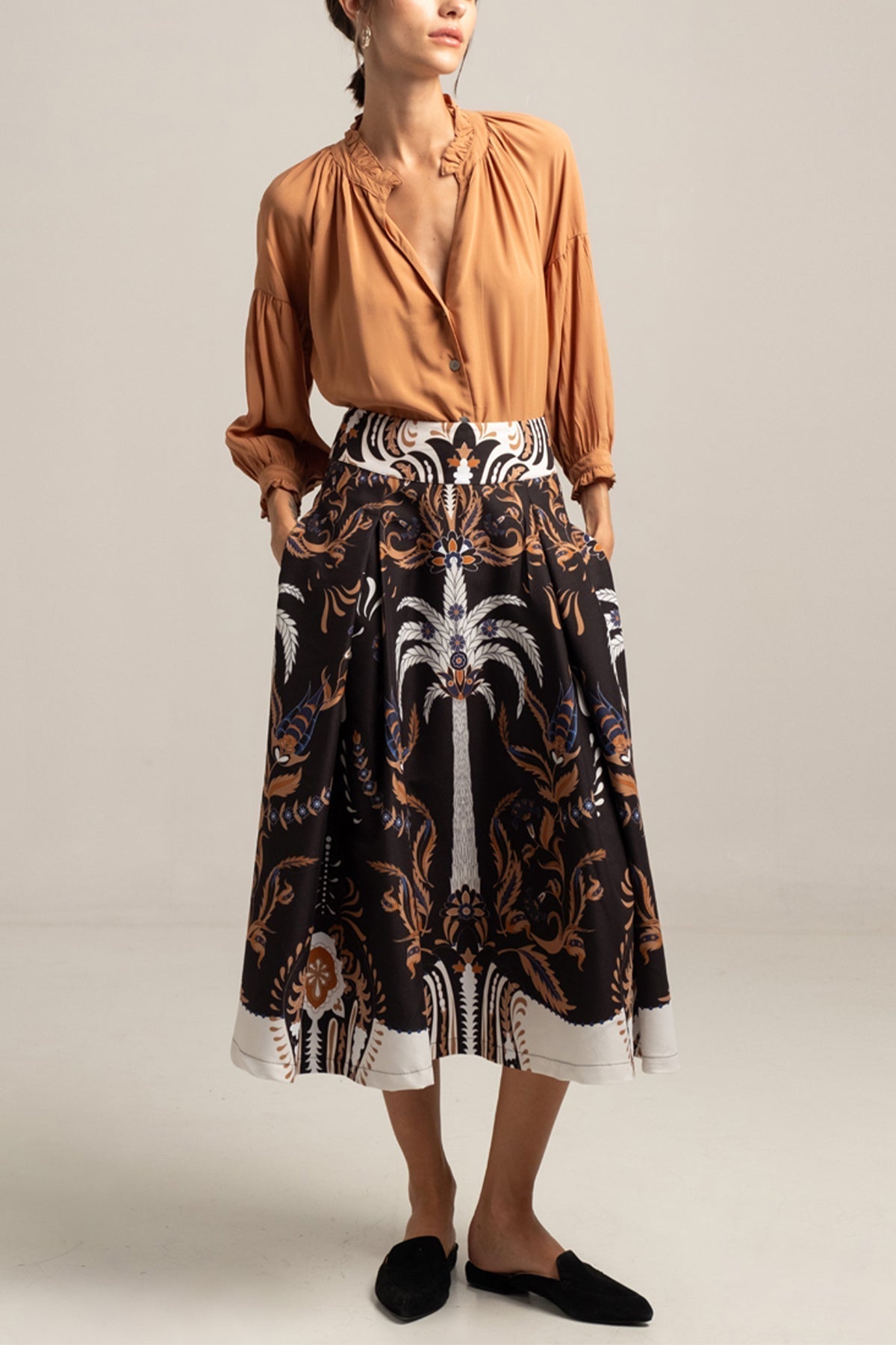Gracefully Styled Blouse for Any Occasion