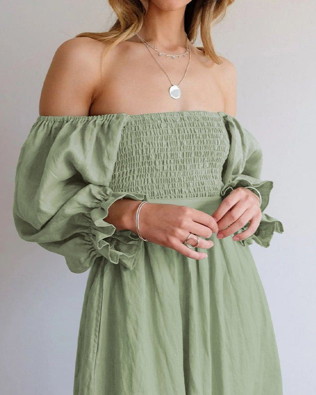 Effortlessly Elegant Dress with a Timeless Design