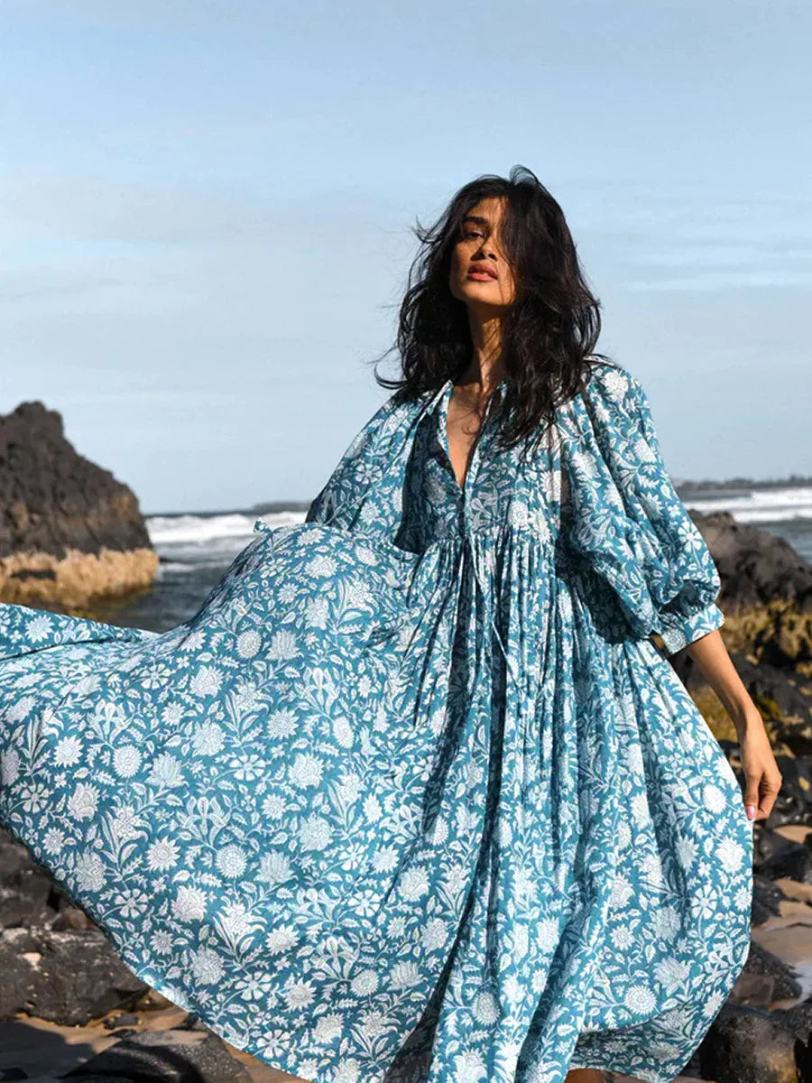 Classic Vintage & Enduringly Stylish Dress